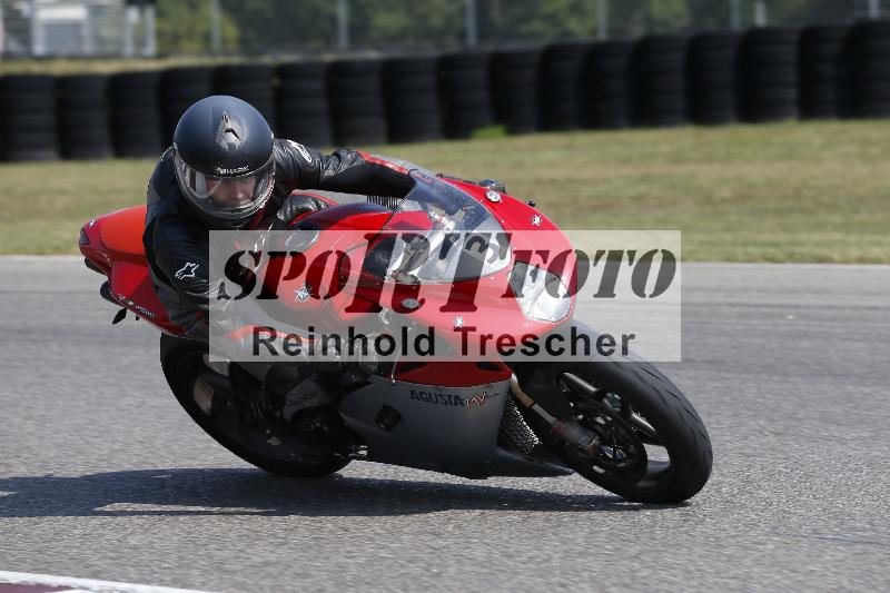 /Archiv-2025/49 26.08.2025 Cornu Master School ADR/gruen-vert/3